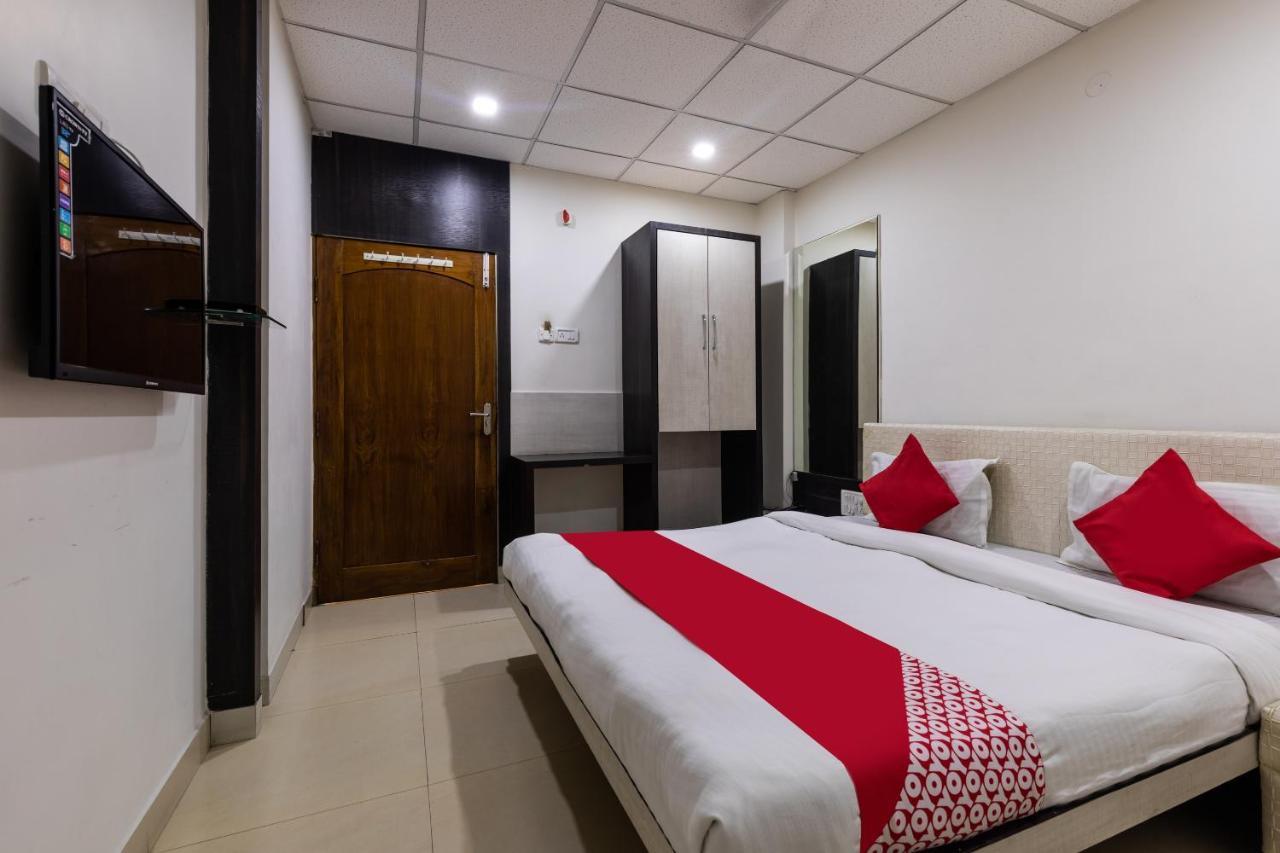 Capital O 47403 Hotel Manjeet Bhopal Exterior foto